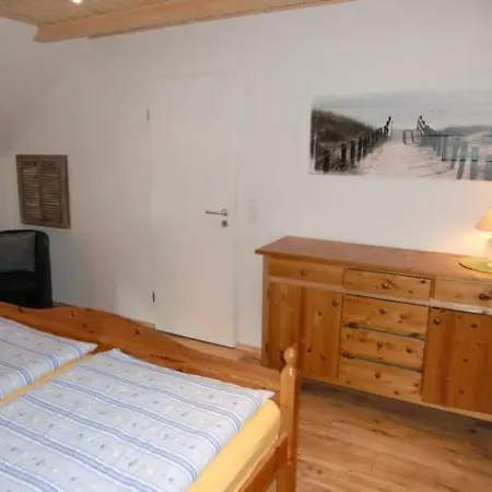 Haus Lindenboom Ferienhaus Holtgast
